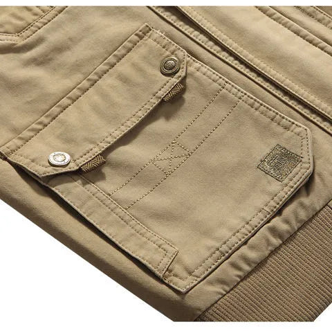 Gilet Tattico Versatile per l'Uomo Avventuroso