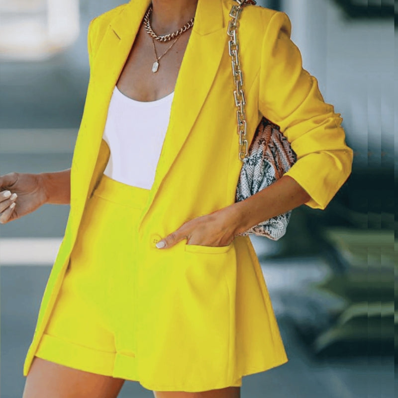 Completo Donna con Blazer e Pantaloncini Coordinati