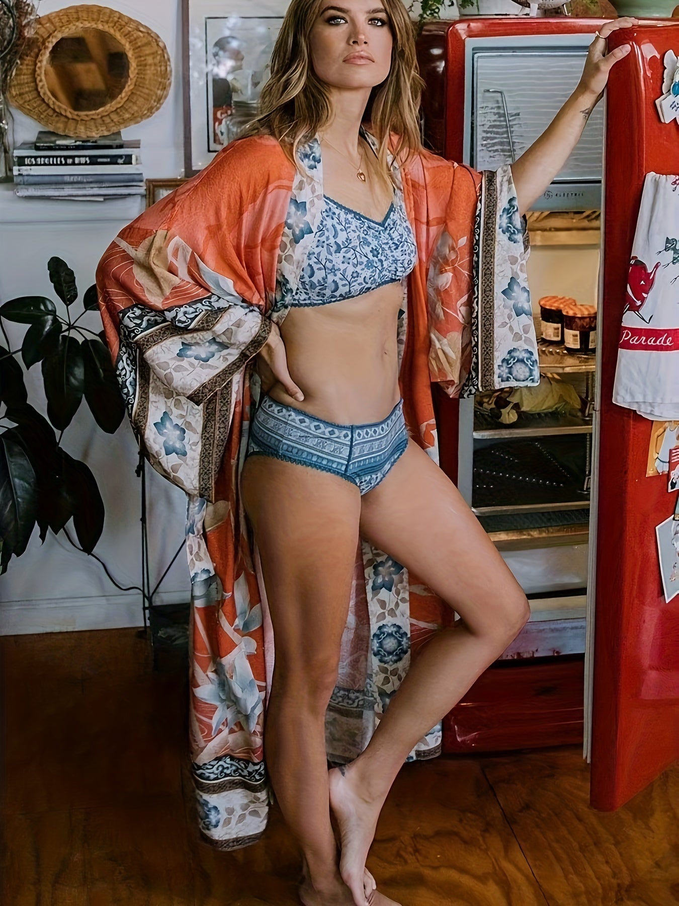 Μακρύ γυναικείο boho φόρεμα με έθνικ print και μακριά μανίκια