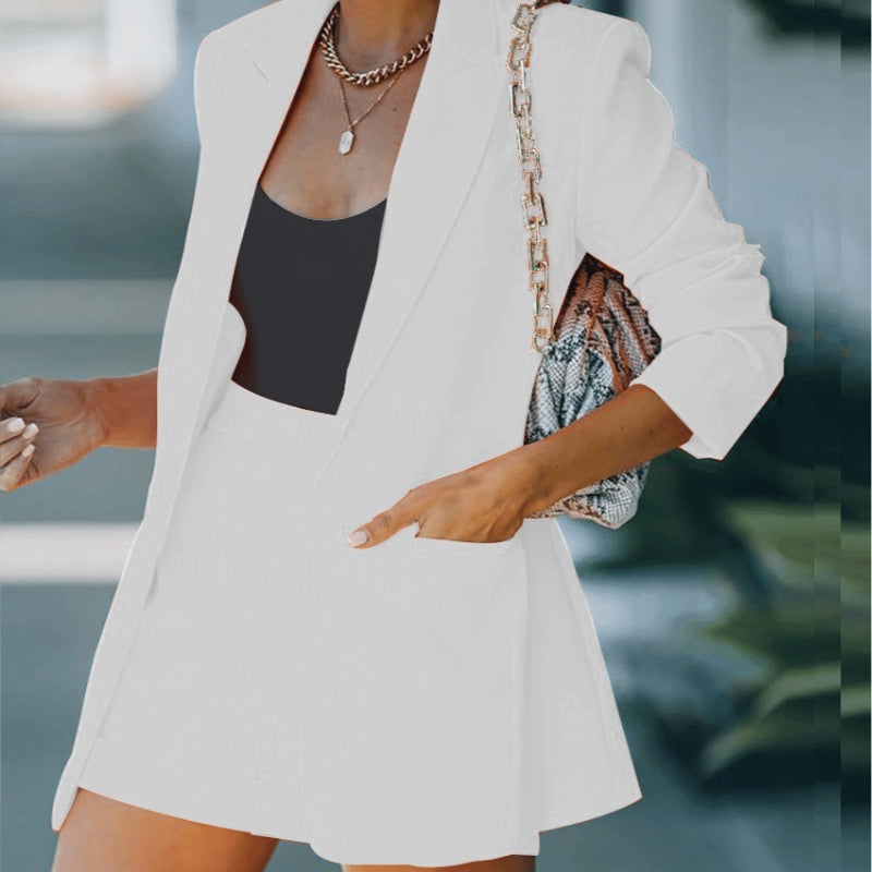 Completo Donna con Blazer e Pantaloncini Coordinati