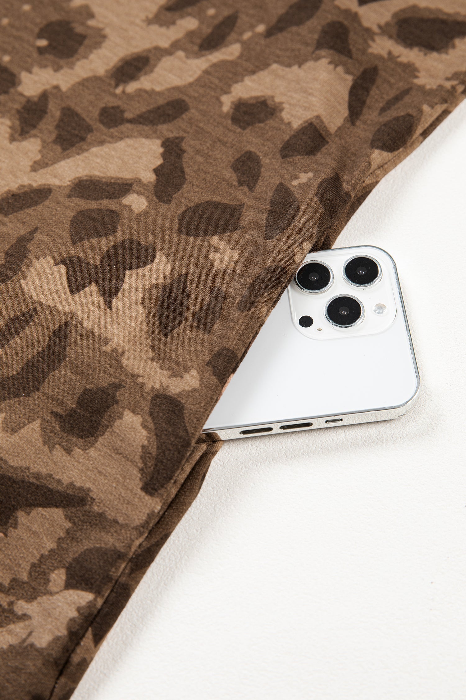 Brown Mini T-Shirt Dress with Leopard Print and Pockets