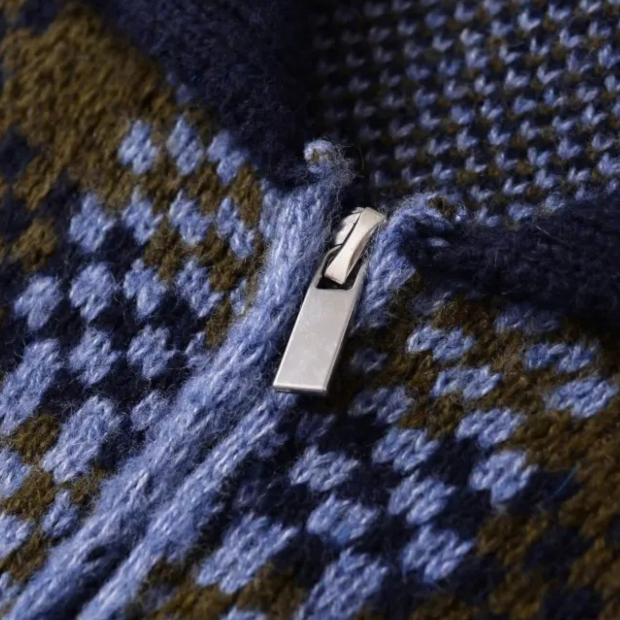 Cardigan Donna a Quadri con Zip e Colletto a Contrasto