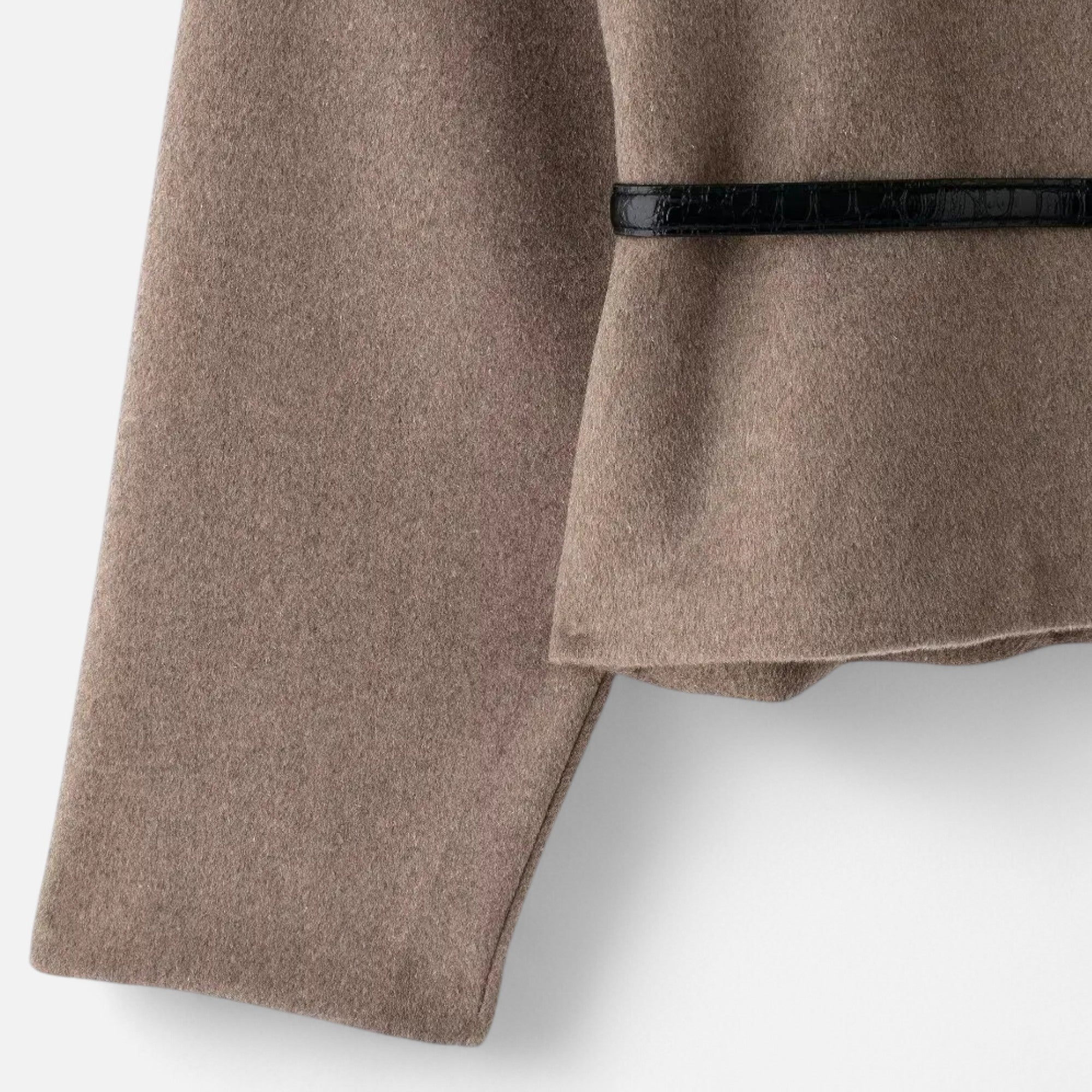 Giacca Donna Incrociata con Cintura Sottile e Scollo a V