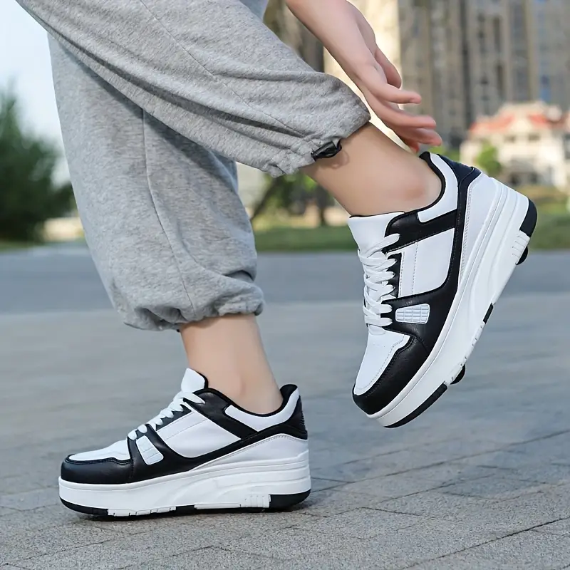Damskie sneakersy z grubą podeszwą i regulowanym zapięciem