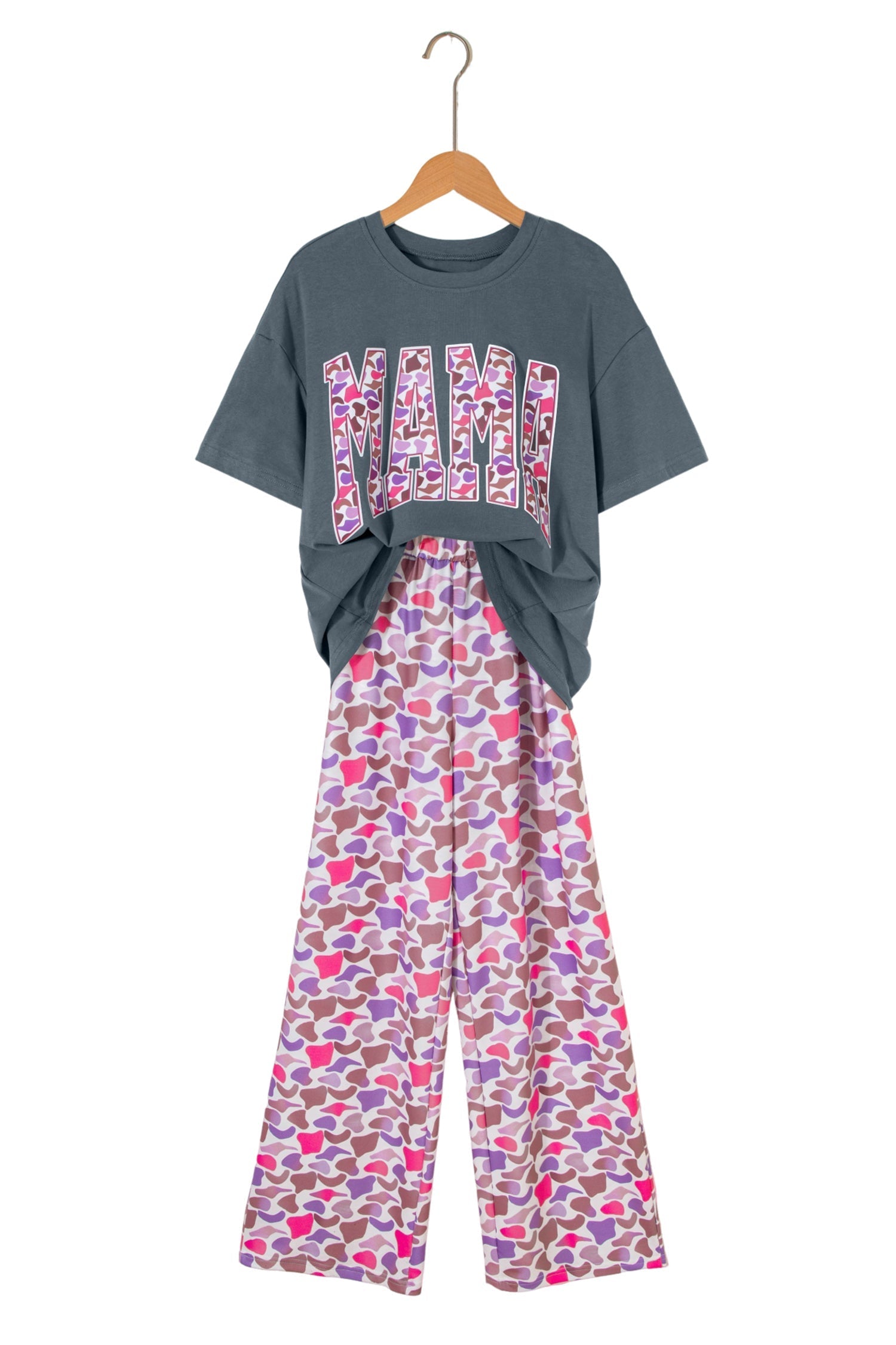 Medium Gray Coordinated Set with MAMA T-shirt and Camouflage Pants