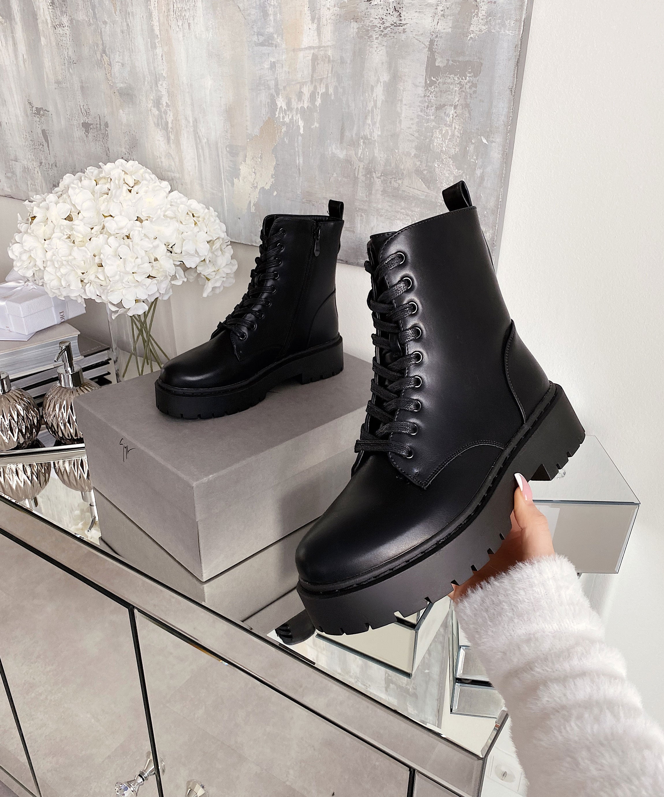 Women's Wedge Combat Boots | Lace-Up Boots with Thick Sole
