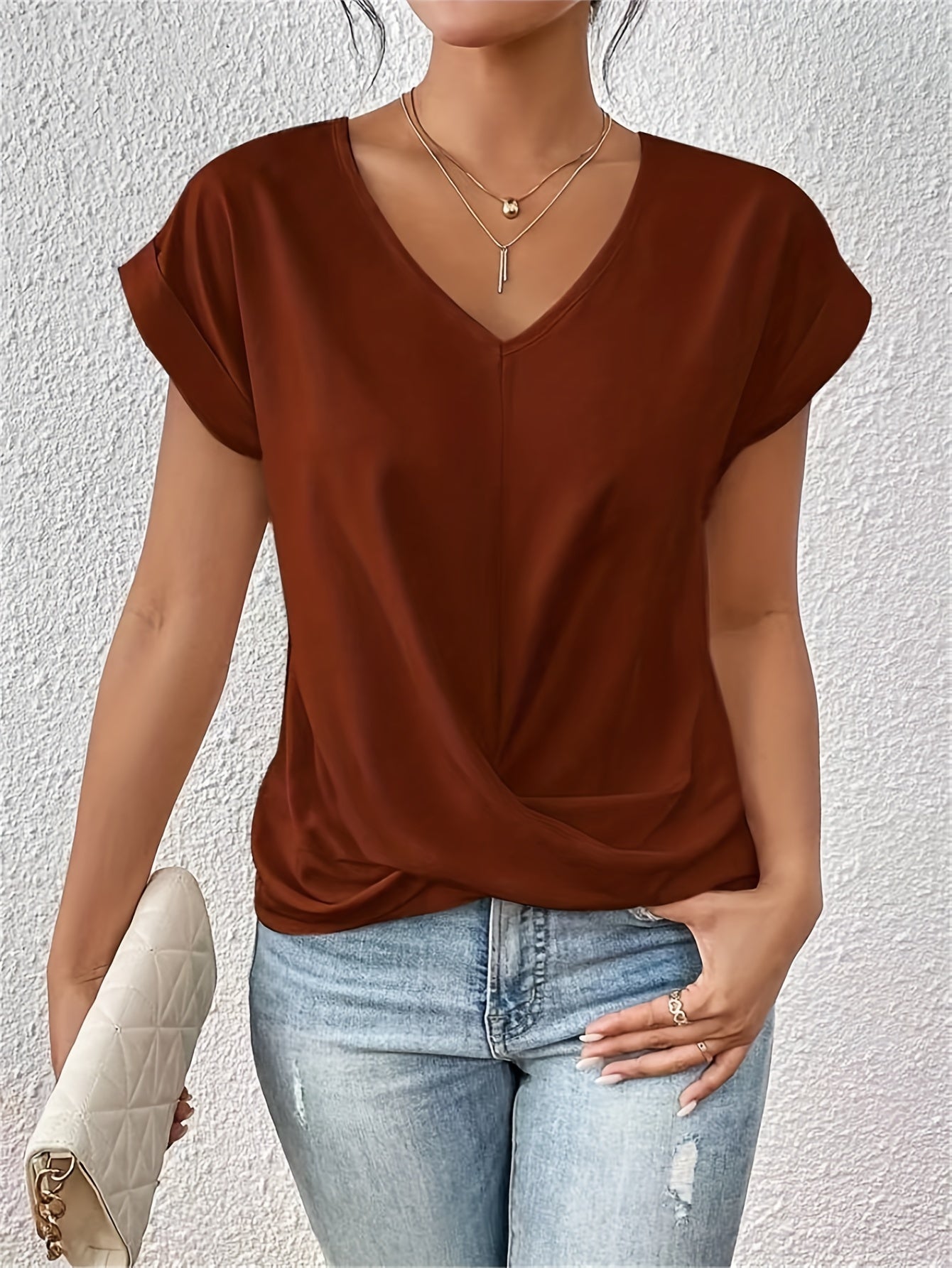 Top Donna – Výstřih do V s uzlovým detailem, elegantní řasení a pohodlný střih