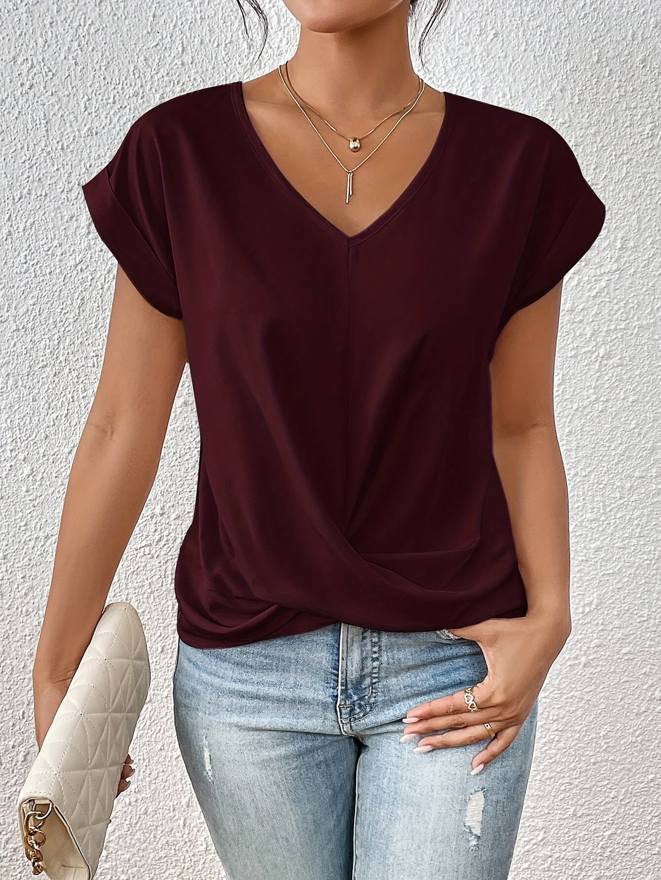 Top Donna – Výstřih do V s uzlovým detailem, elegantní řasení a pohodlný střih