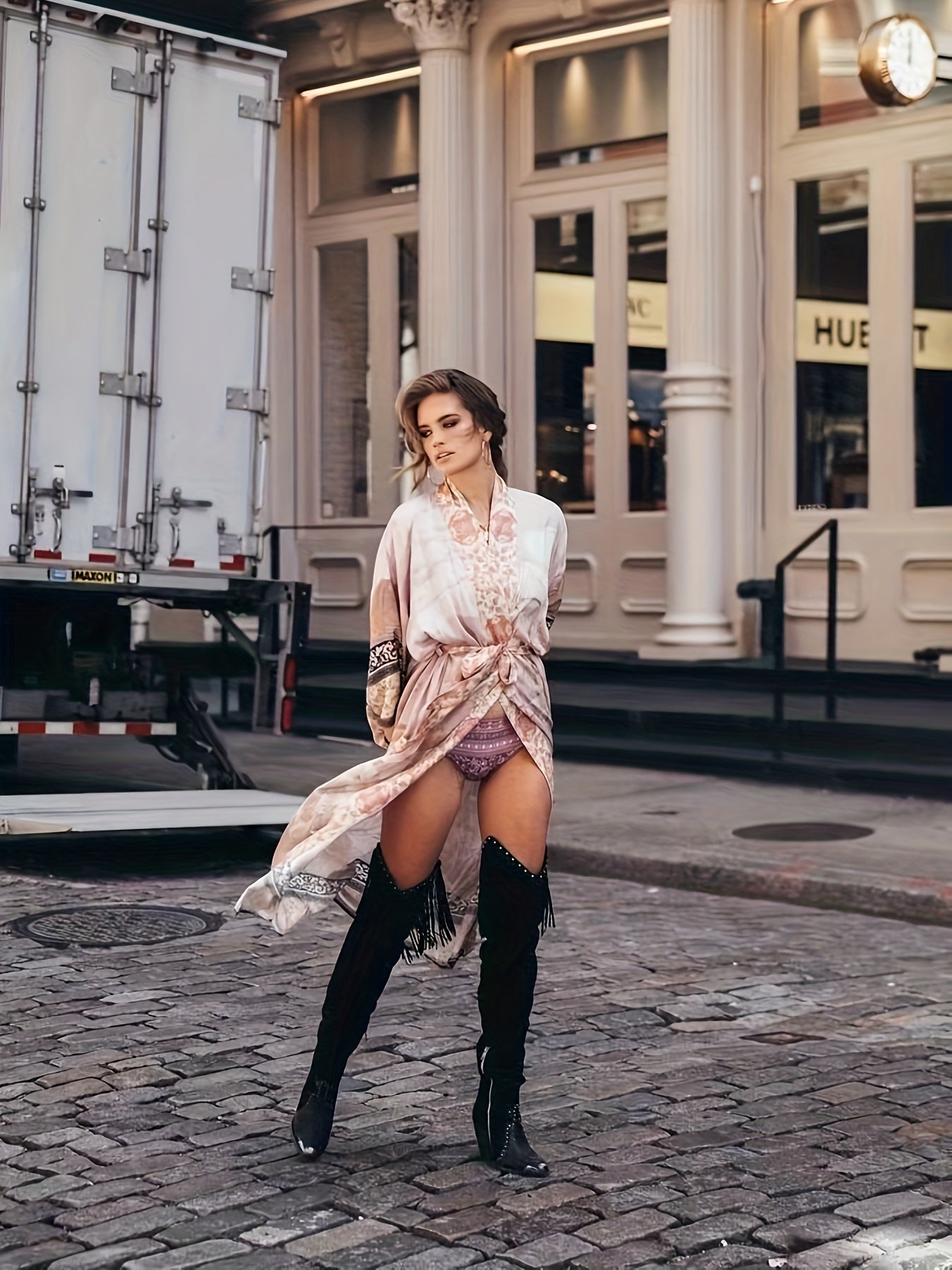 Μακρύ γυναικείο boho φόρεμα με έθνικ print και μακριά μανίκια