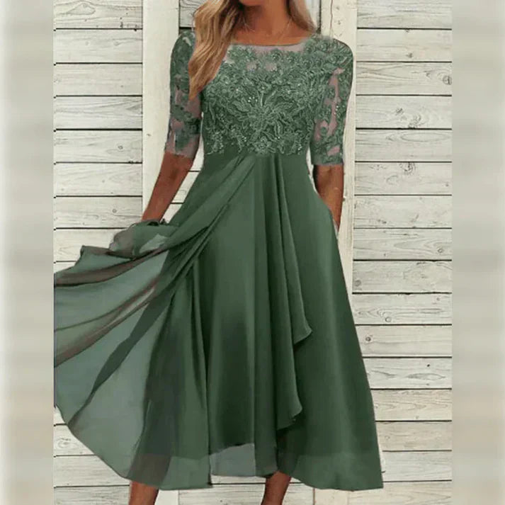 Aria™ - Midi-kjole i Blonde og Chiffon