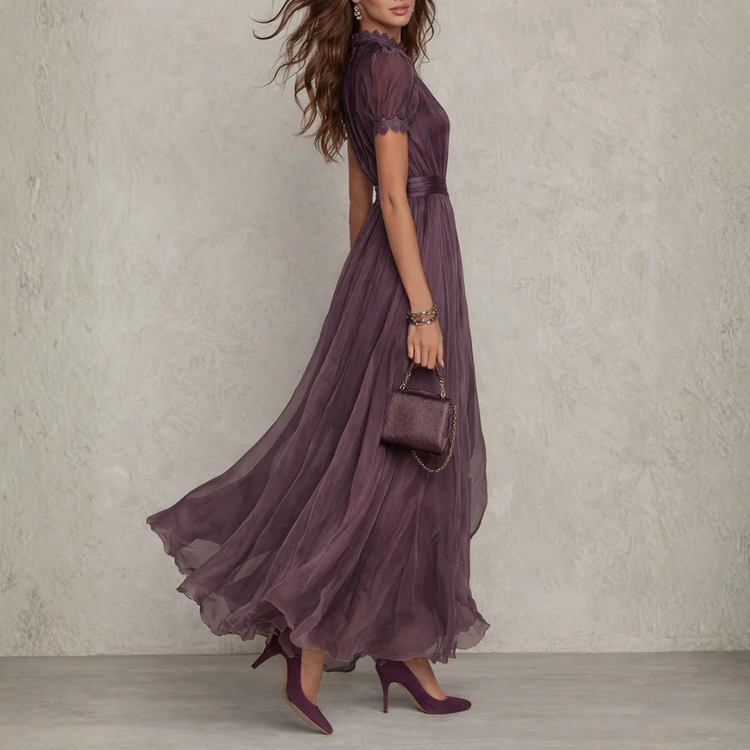 Abito Maxi Leggero e Classico con Pizzo