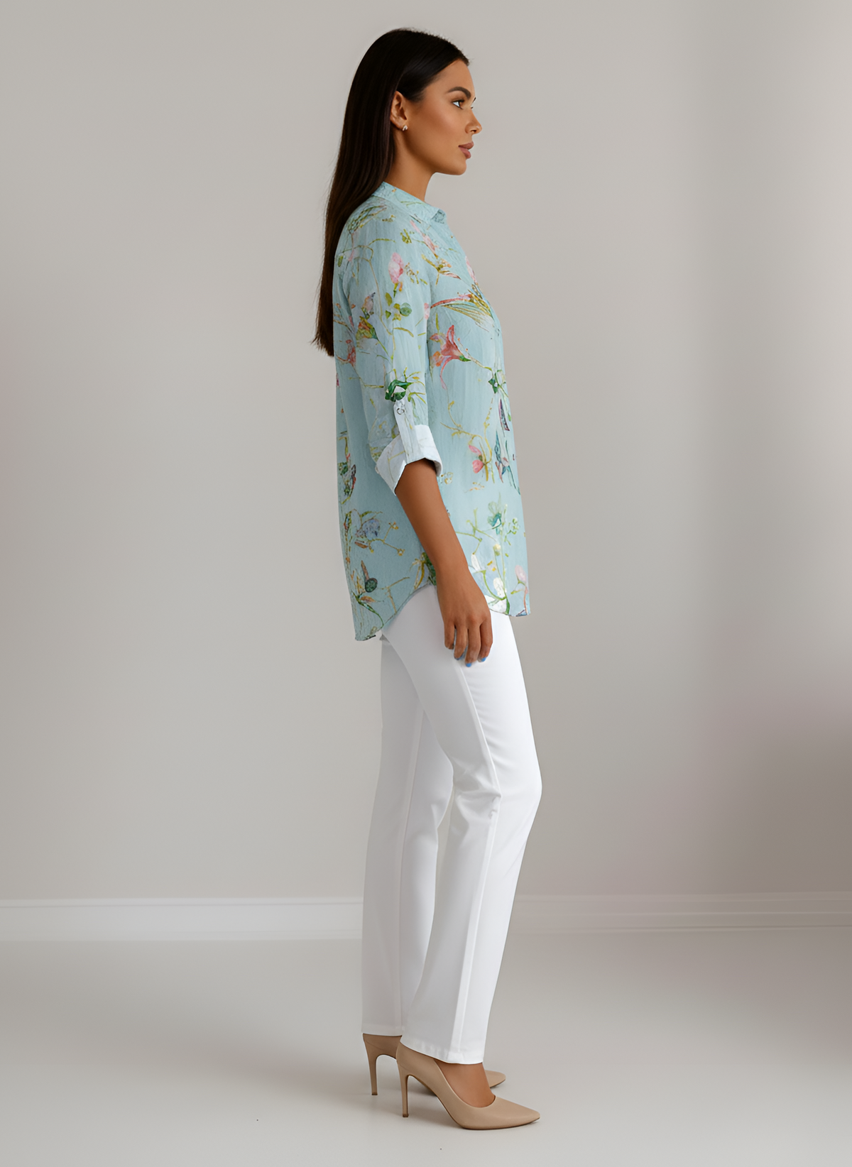 Women's floral cotton shirt with collar and three-quarter sleeves