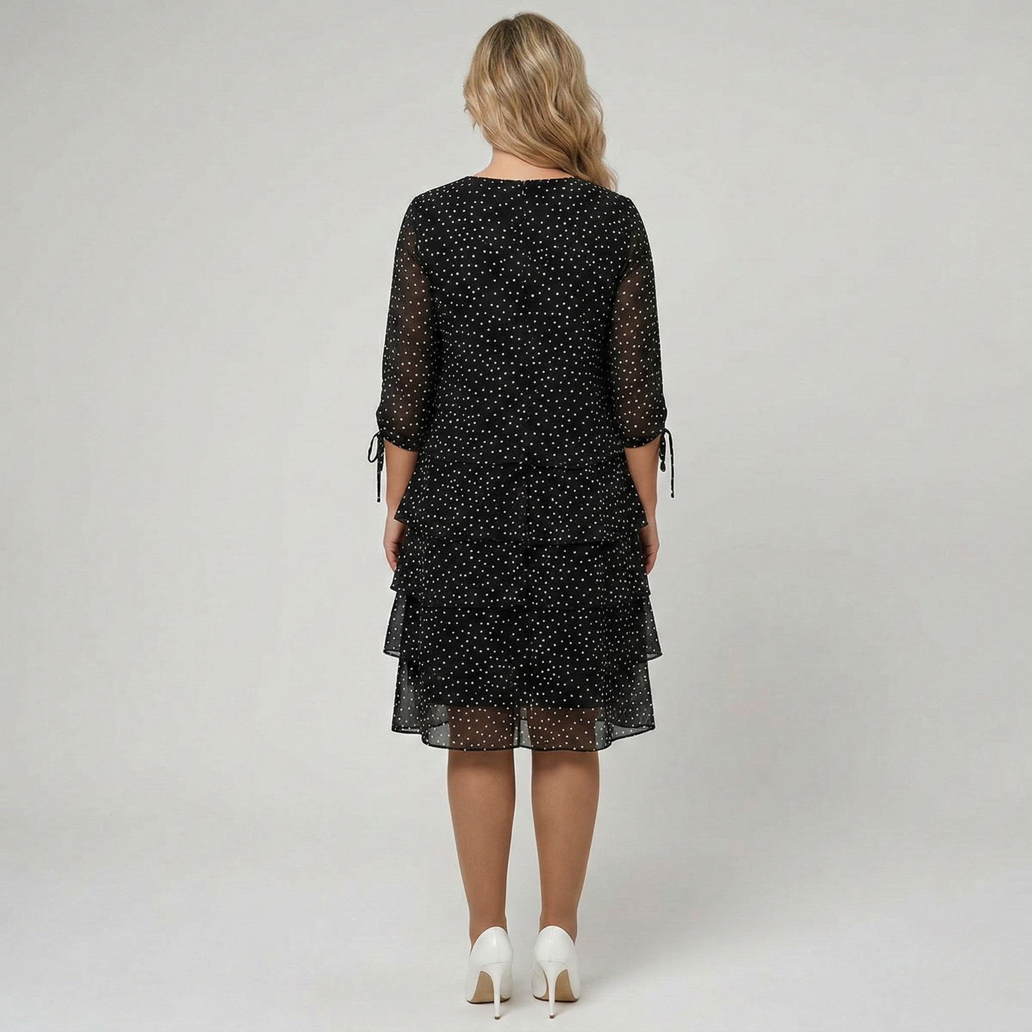 Vestito donna midi a pois con maniche 3/4 e gonna a balze elegante