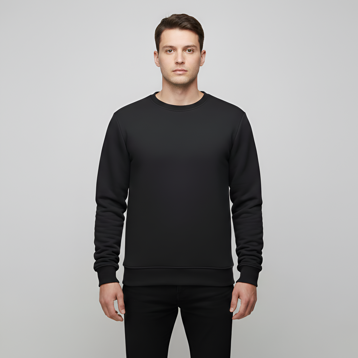 Men’s crew-neck sweatshirt with thermal fleece lining and regular fit