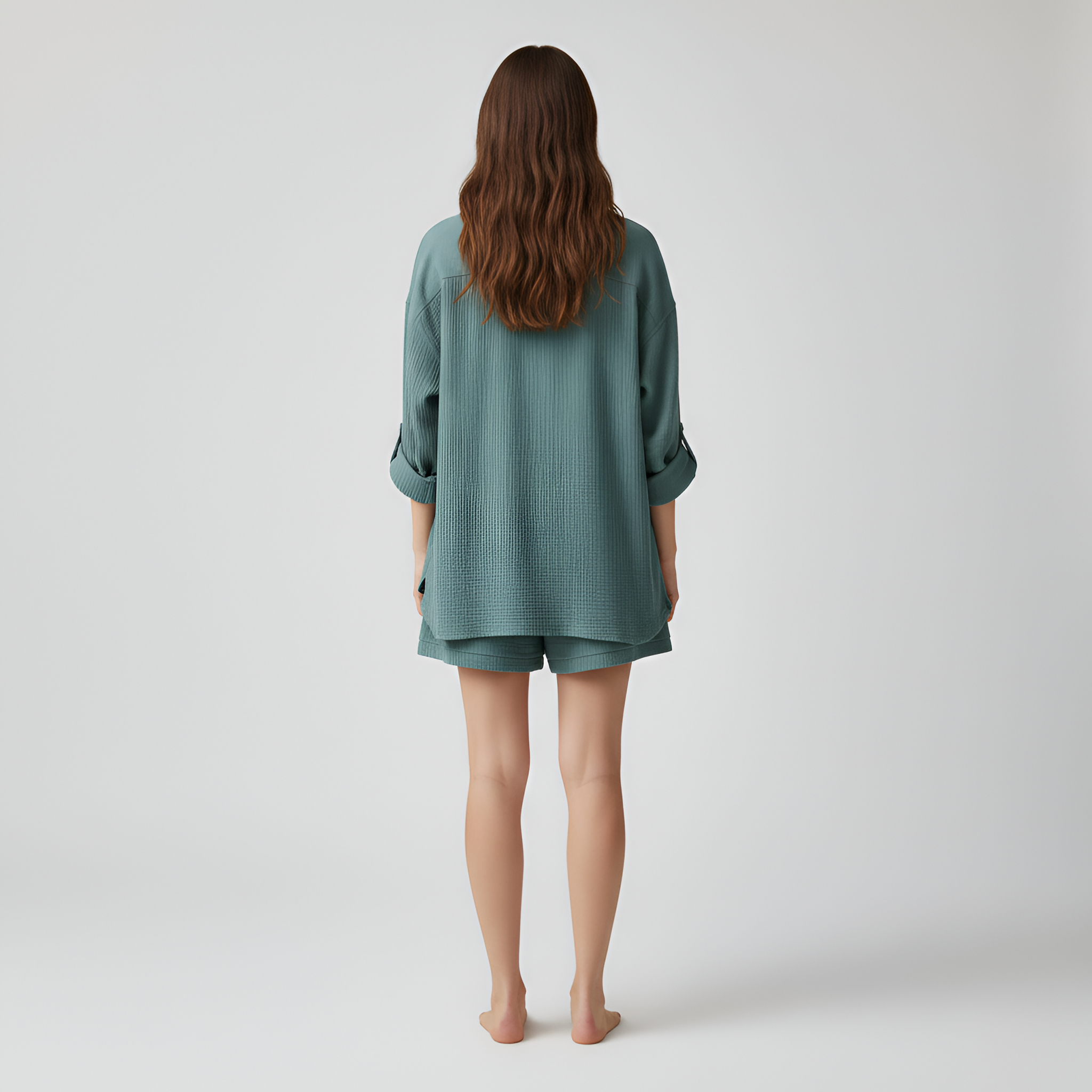Women's set with shirt and shorts in lightweight cotton with elastic waistband