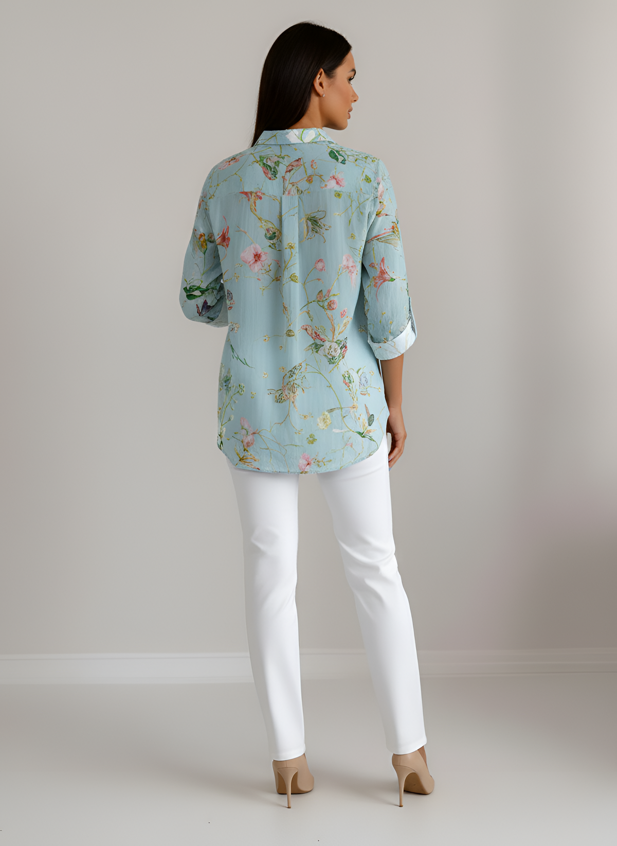 Women's floral cotton shirt with collar and three-quarter sleeves