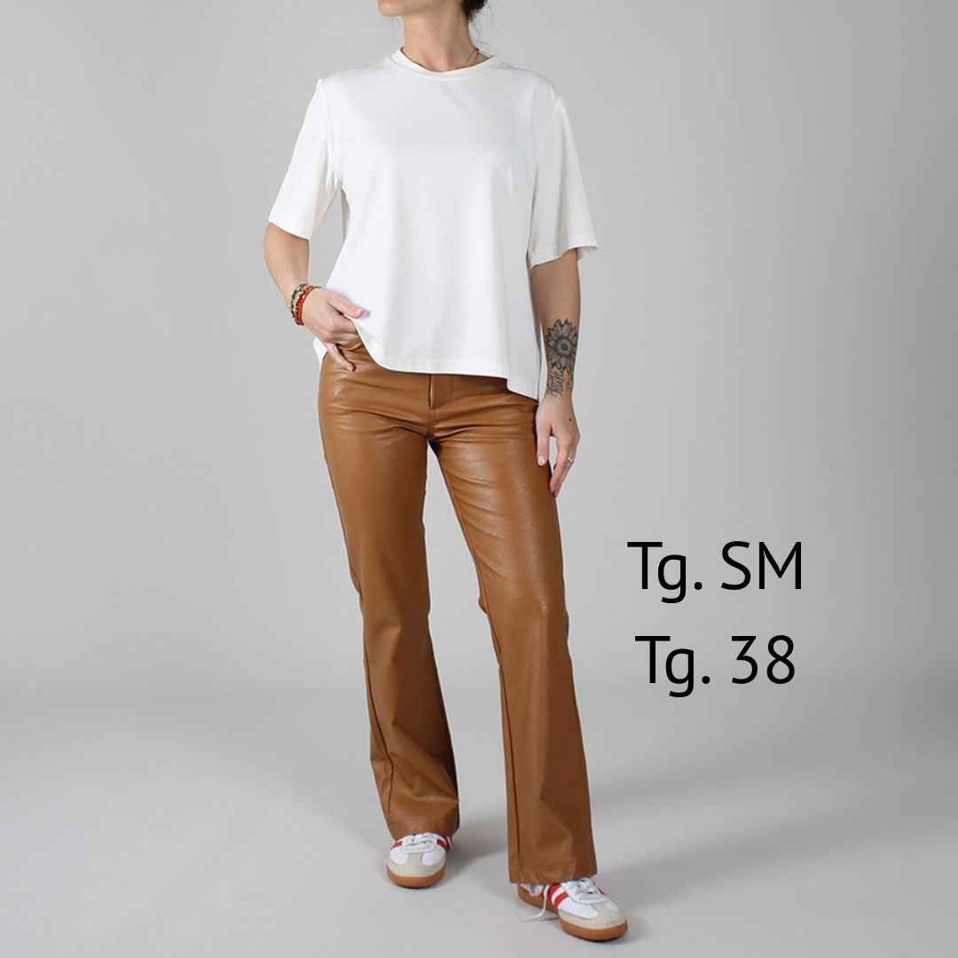 T-shirt a girocollo in viscosa