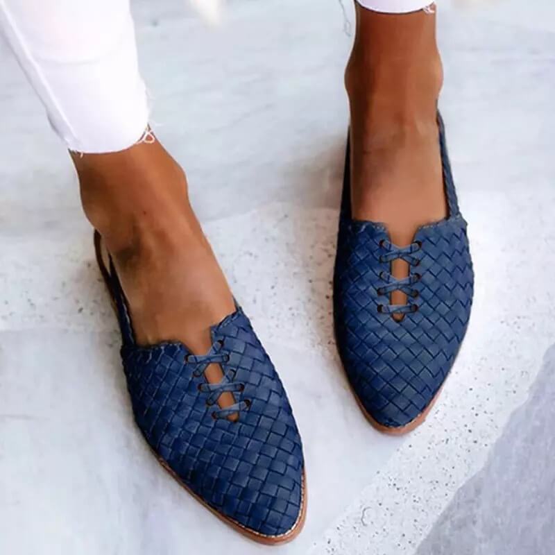 Mocassini Donna Intrecciati a Punta con Design Slip-On