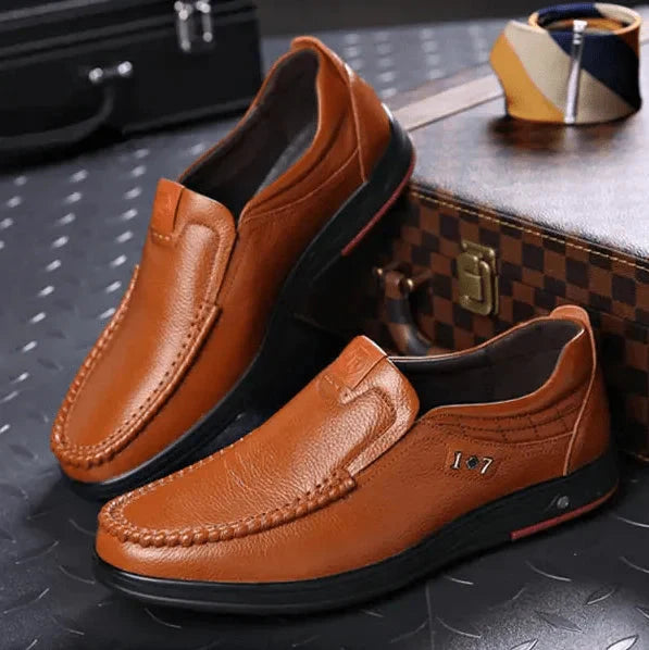 Men's Slip-On Shoes in Genuine Leather