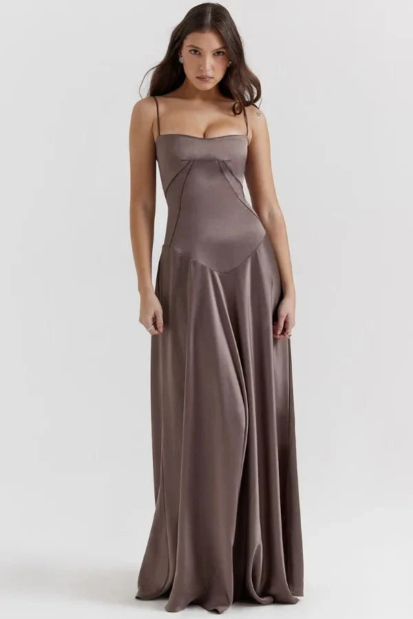 Gabriella – La robe maxi corset en satin soyeux