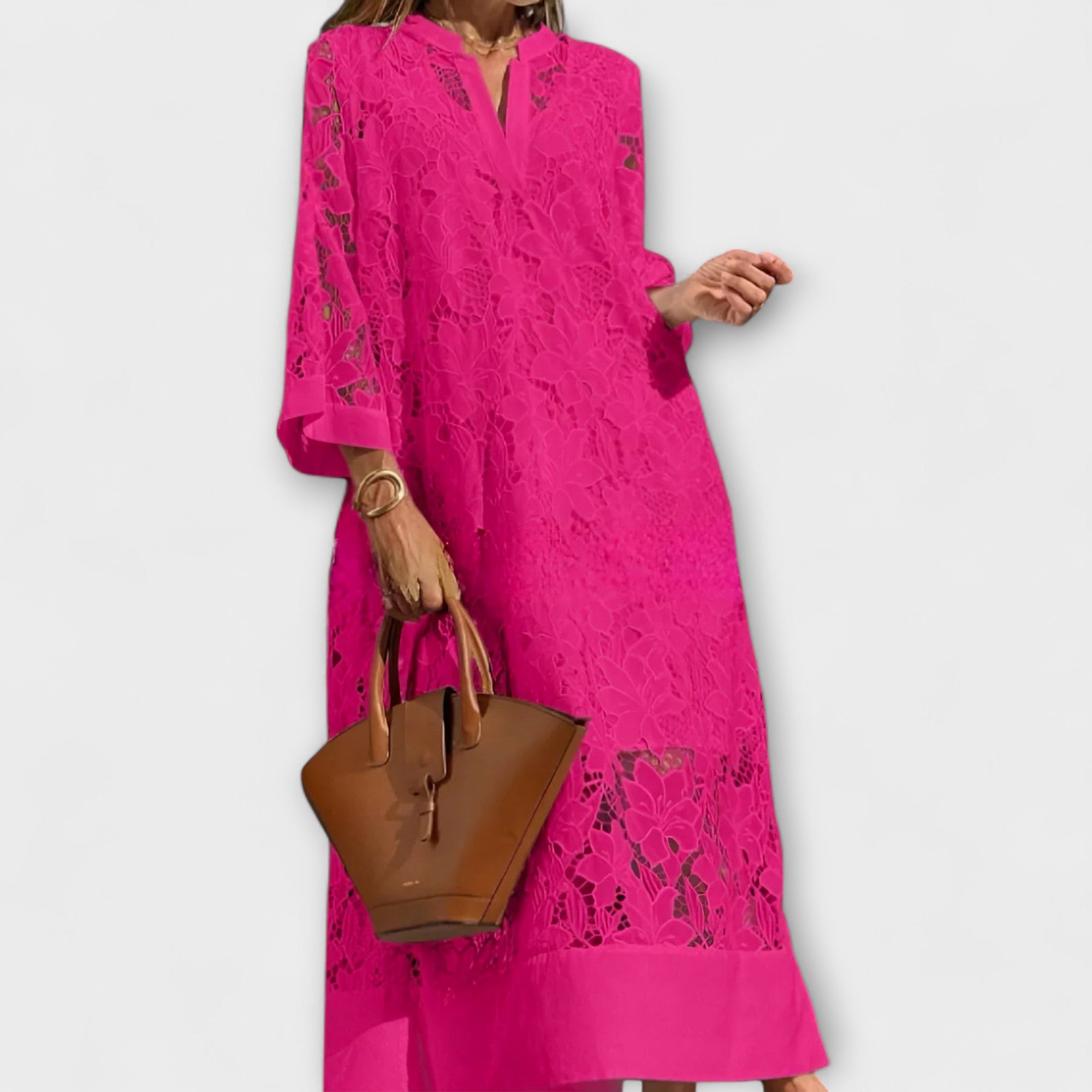 Robe Dahlia avec broderies florales pour occasions spéciales