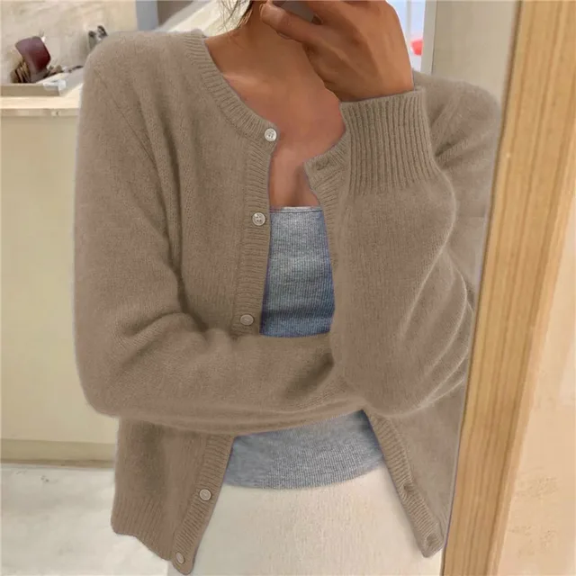 Cardigan Lavorato a Maglia con Chiusura a Bottoni