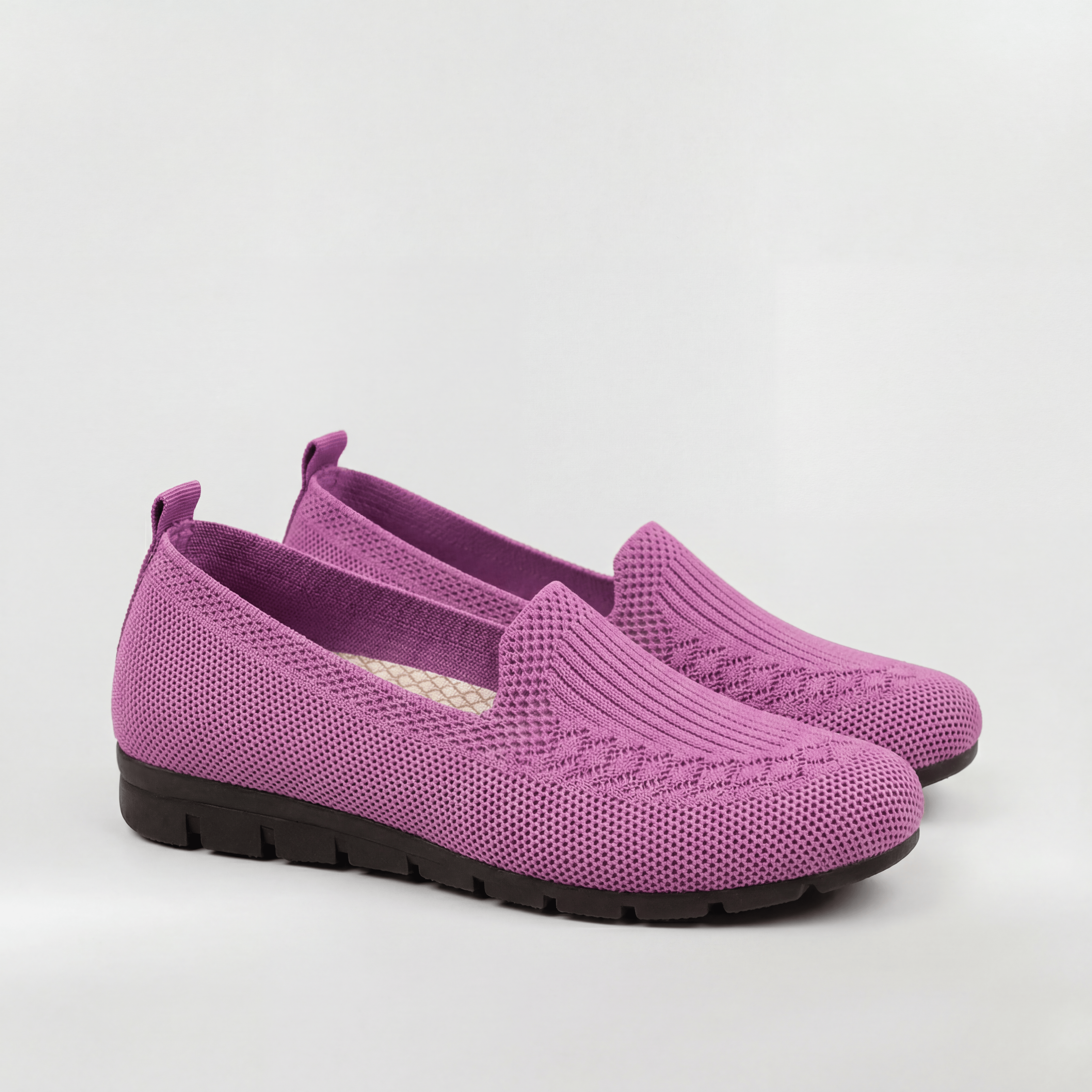 Lightweight, breathable orthopedic women's loafers for everyday comfort