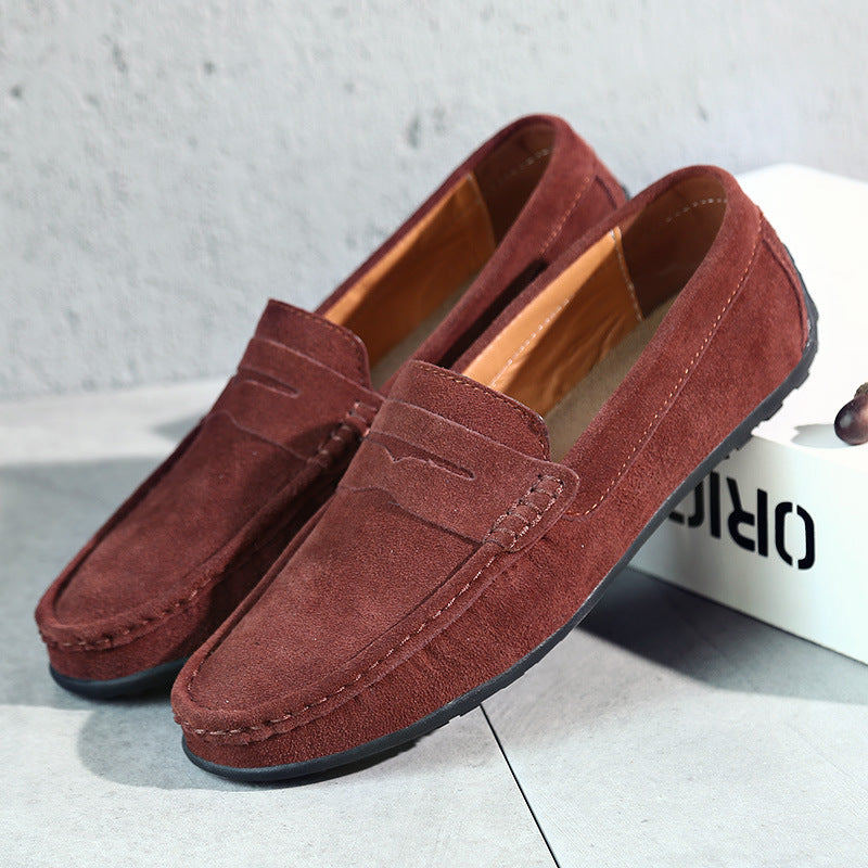 Mocassini Uomo in Camoscio con Design Slip-On