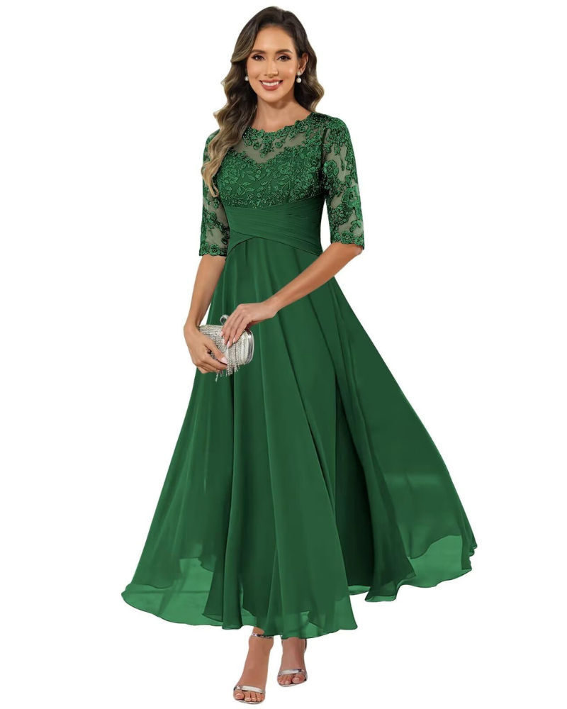 Elegant women's long dress with lace and short sleeves