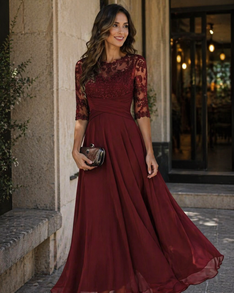 Elegant women's long dress with lace and short sleeves