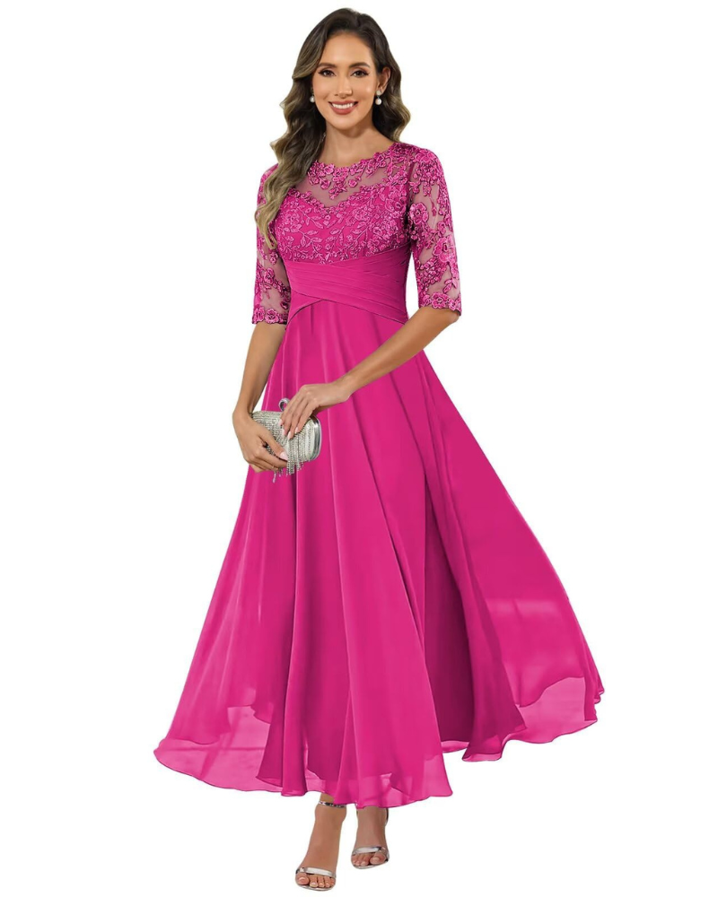 Elegant women's long dress with lace and short sleeves