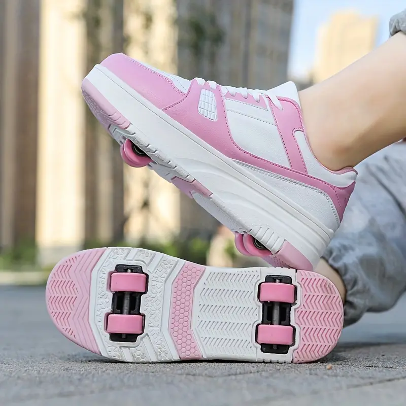 Women's Sneakers with Thick Sole and Adjustable Closure