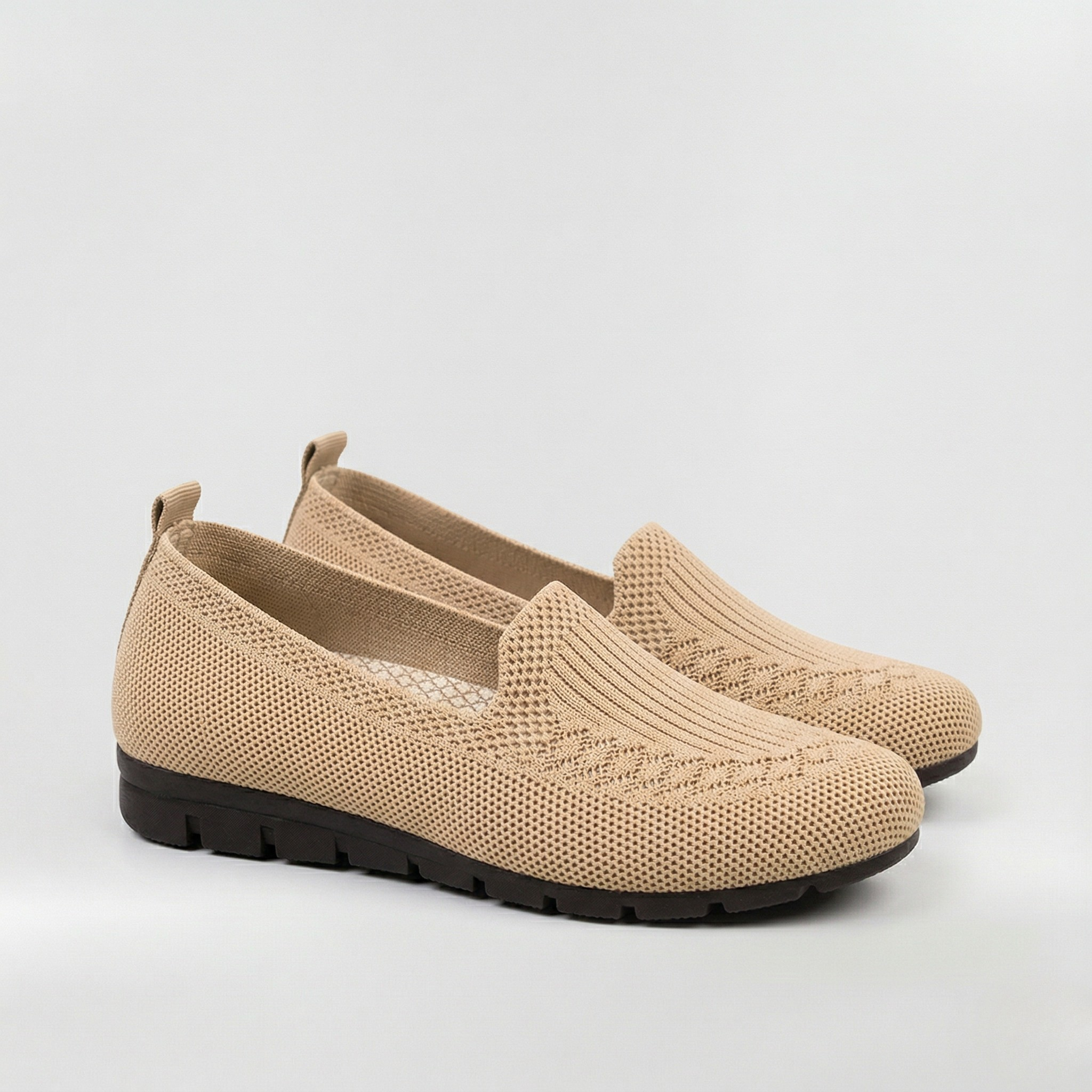 Lightweight, breathable orthopedic women's loafers for everyday comfort