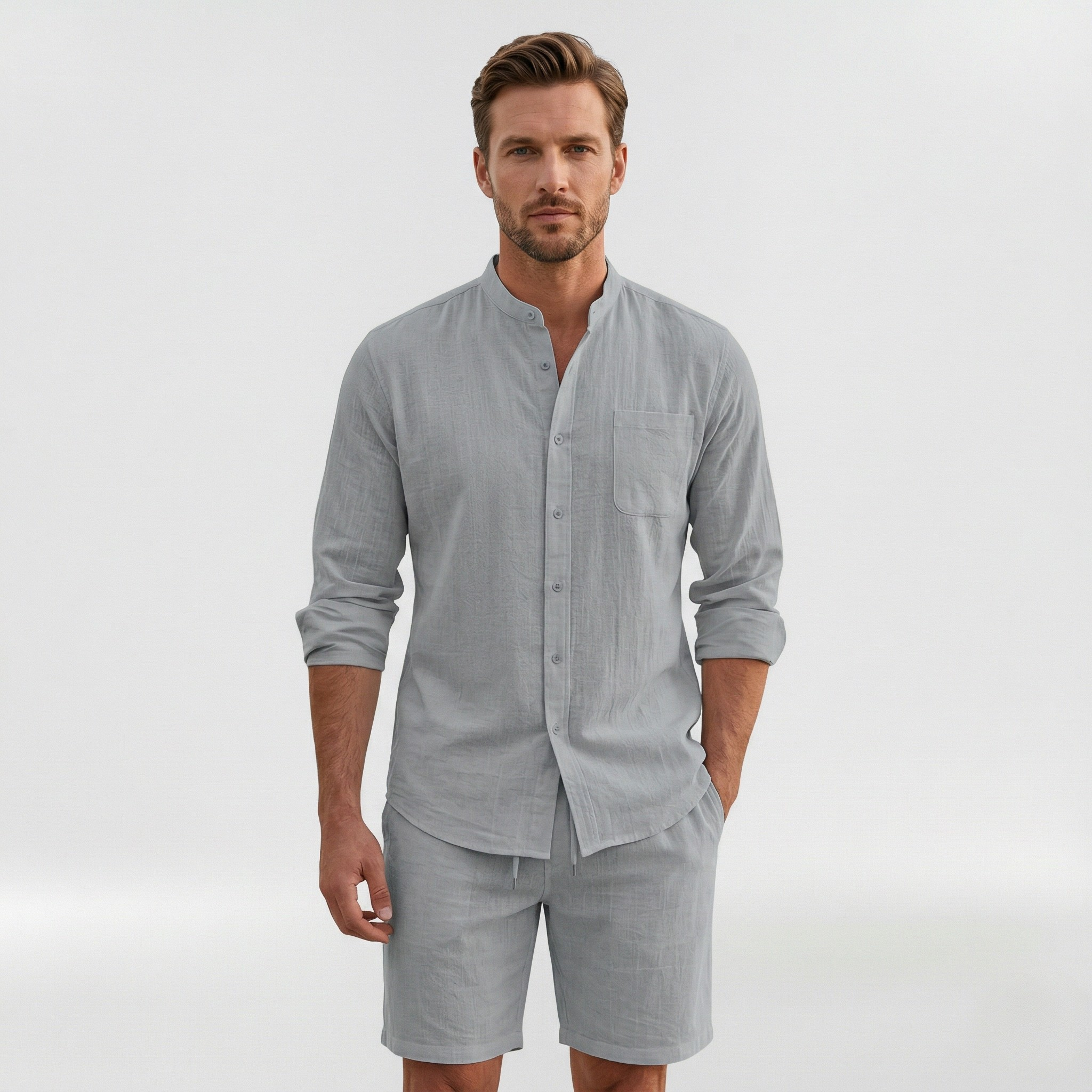 Completo uomo camicia e shorts relaxed fit per uno stile casual estivo