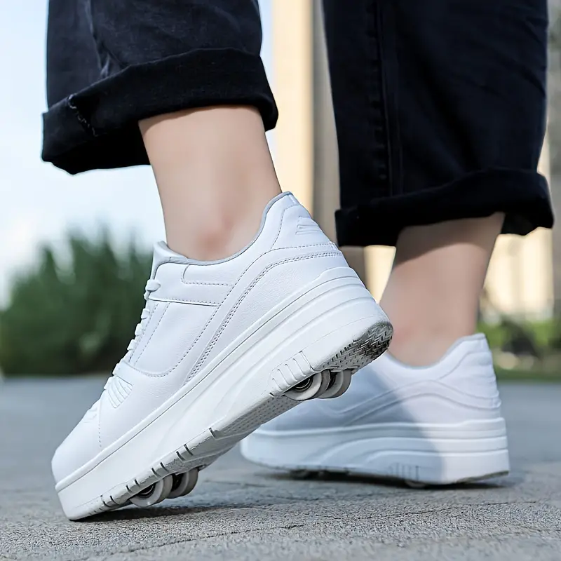 Women's Sneakers with Thick Sole and Adjustable Closure