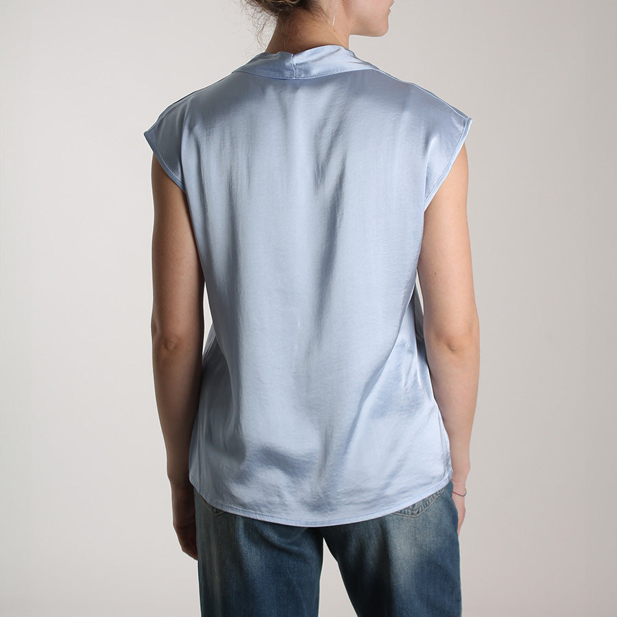 Blusa con scollo a V