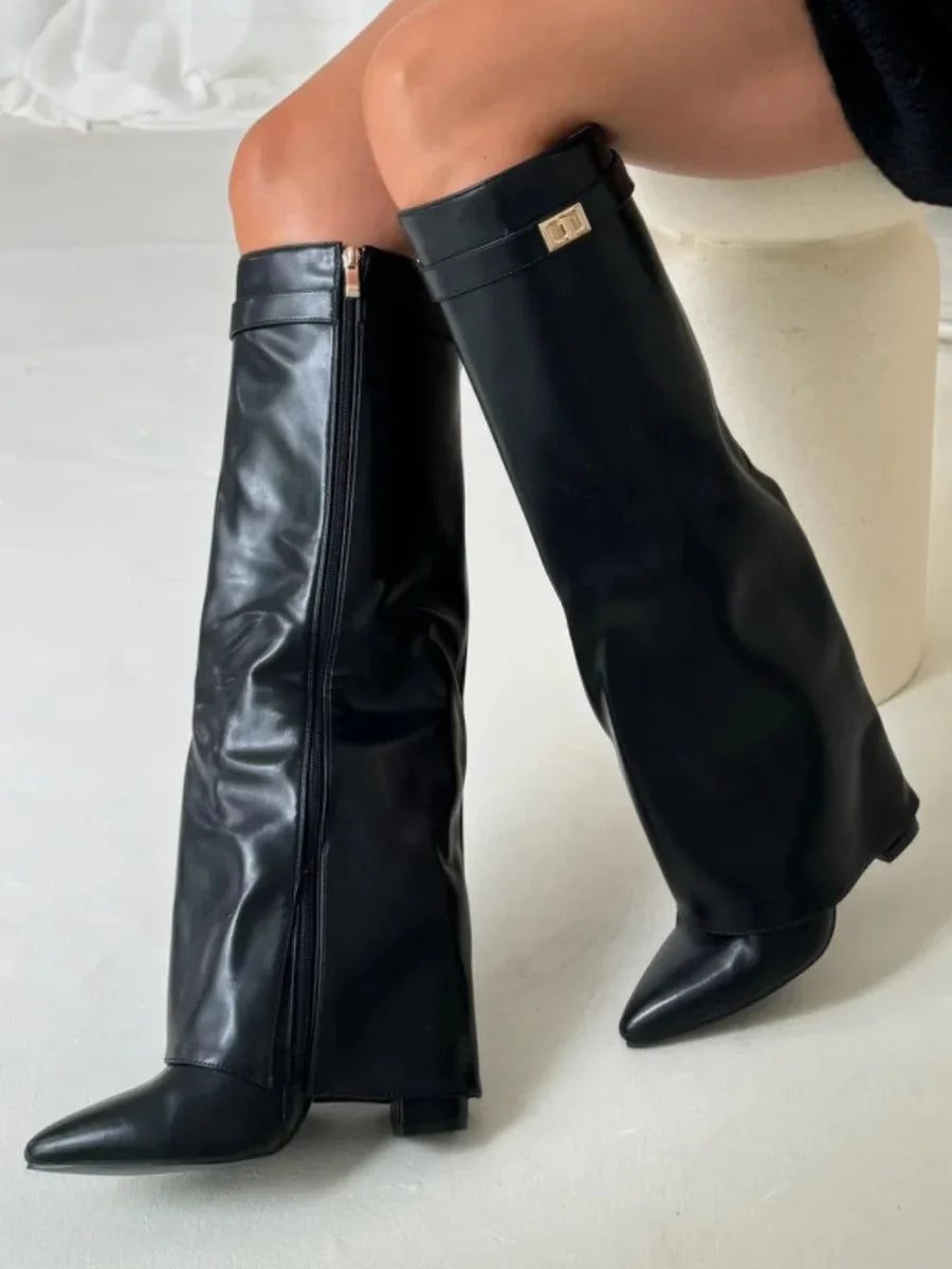 Bottes hautes pour femme avec talon épais et design minimaliste