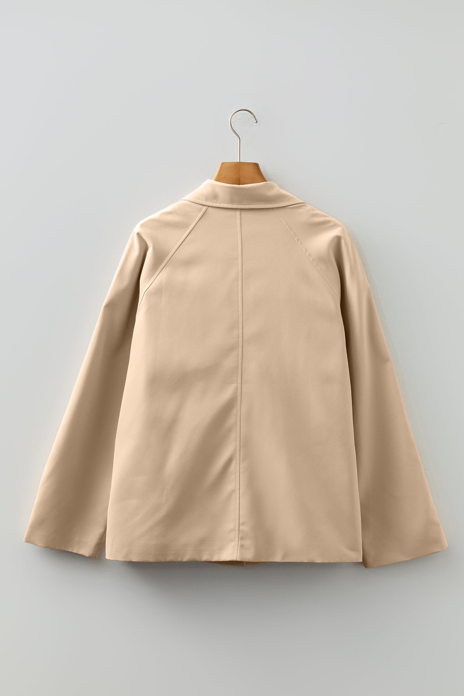 Trench Monopetto con Fodera a Quadri e Dettagli Patchwork