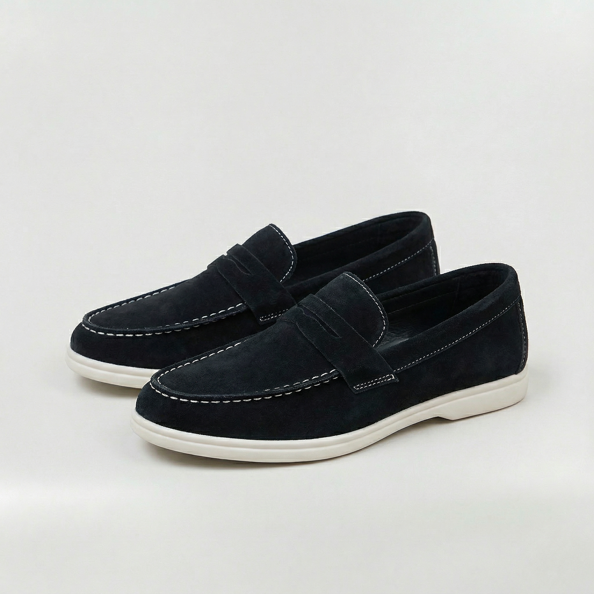 Women's orthopedic loafers with comfort sole for everyday use