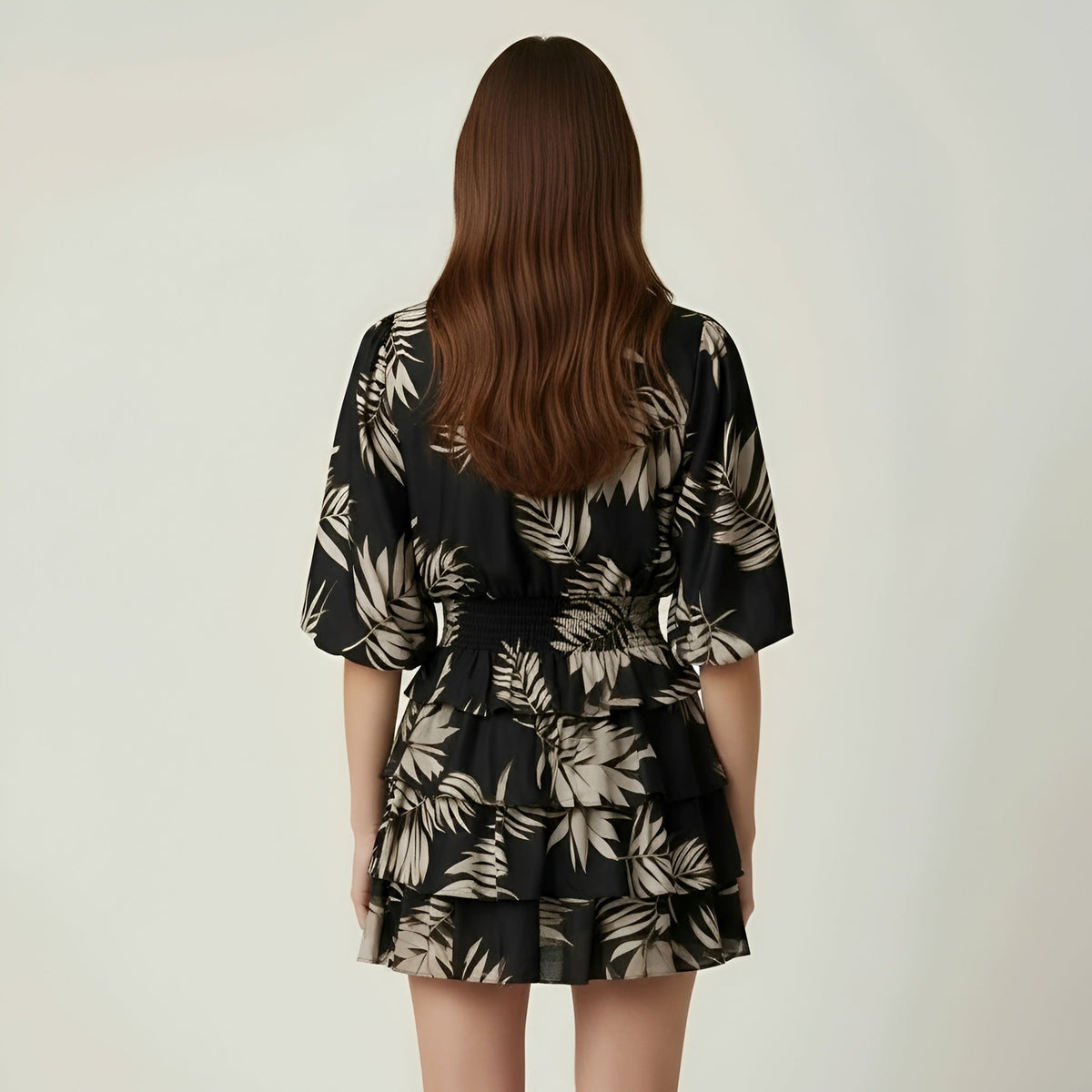 Vestido curto feminino com babados, estampa floral, mangas amplas, decote V, casual de verão