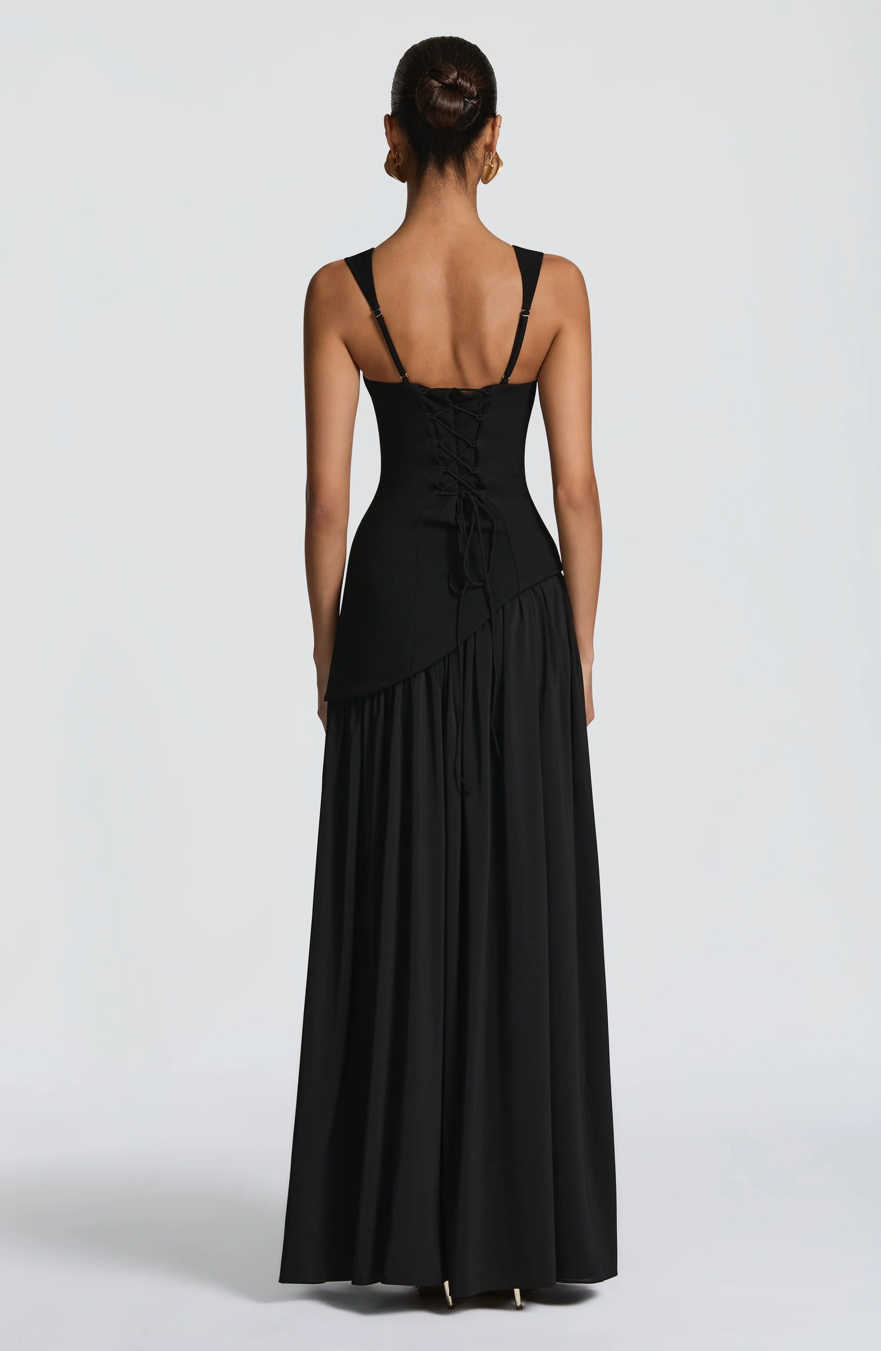 Abito Lungo Elegante in Raso da Donna con Spacco Laterale