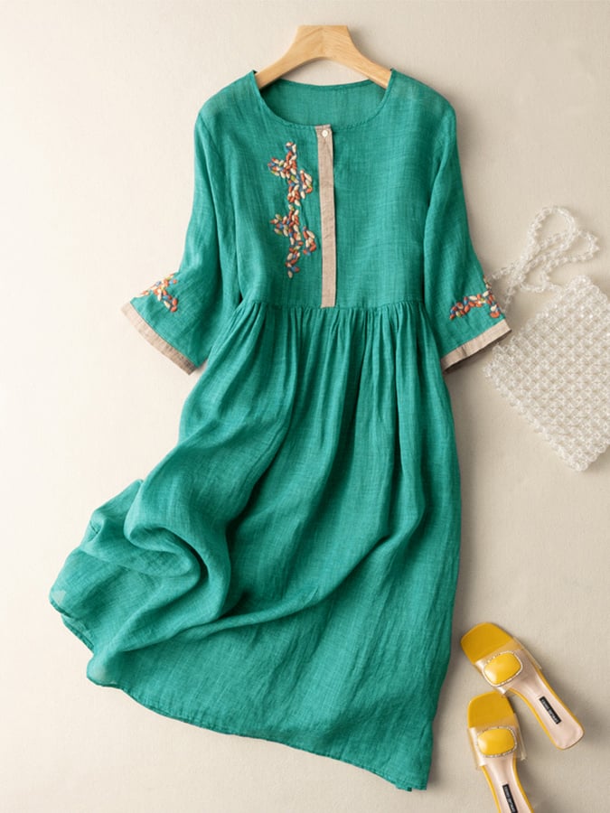 Vestido bordado de algodón y lino con diseño étnico y ajuste cómodo