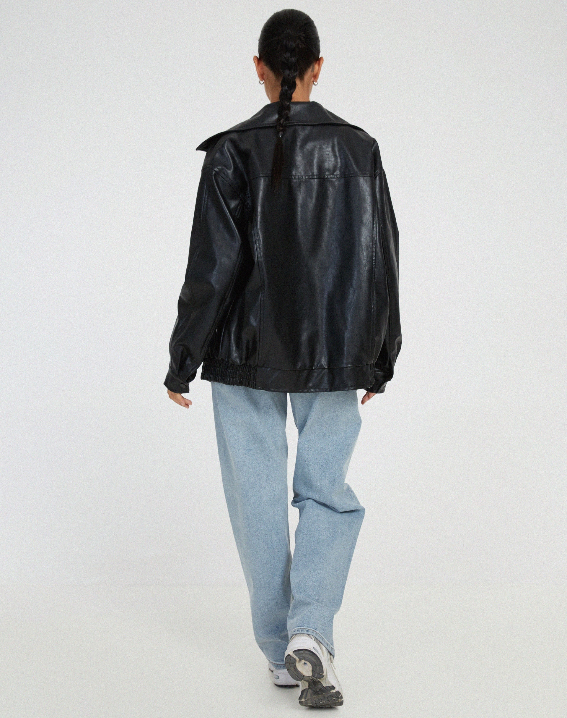 Giacca oversize da donna effetto pelle