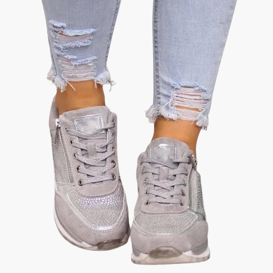 Damskie sznurowane sneakersy z bocznym zamkiem i teksturowaną podeszwą
