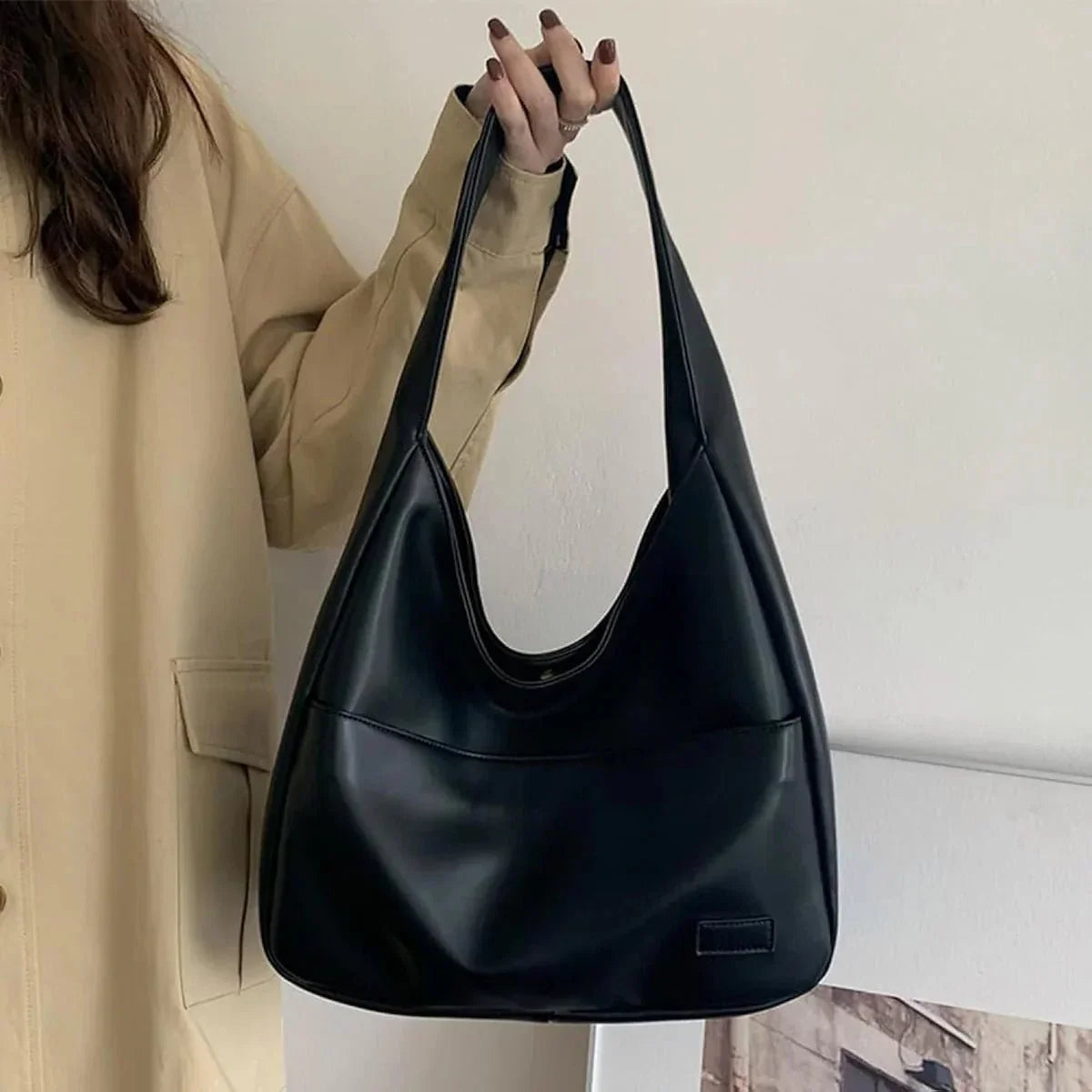 Borsa Akari