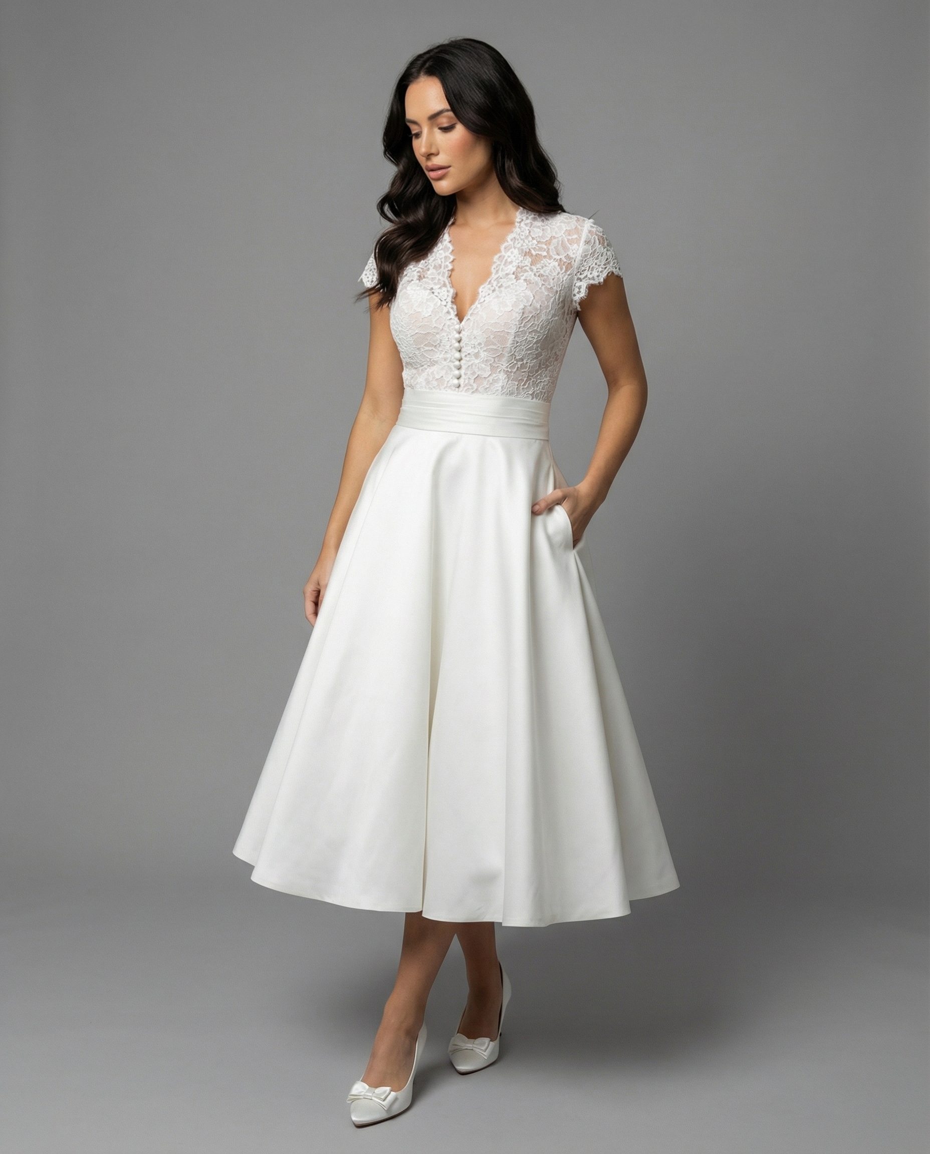 Abito Midi Donna con Scollo a V in Pizzo e Gonna Svasata