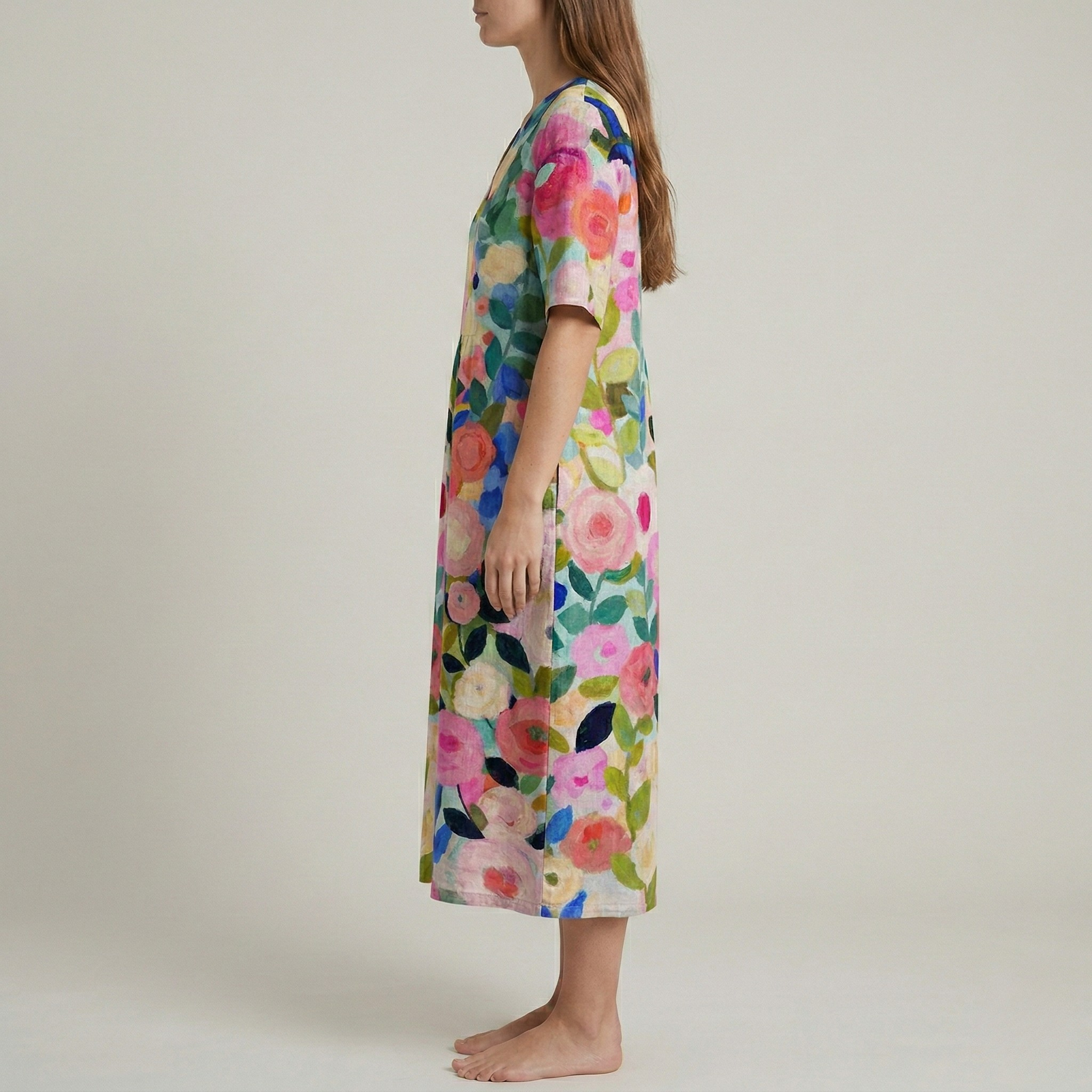 Robe longue femme fleurie en coton avec col en V et manches courtes