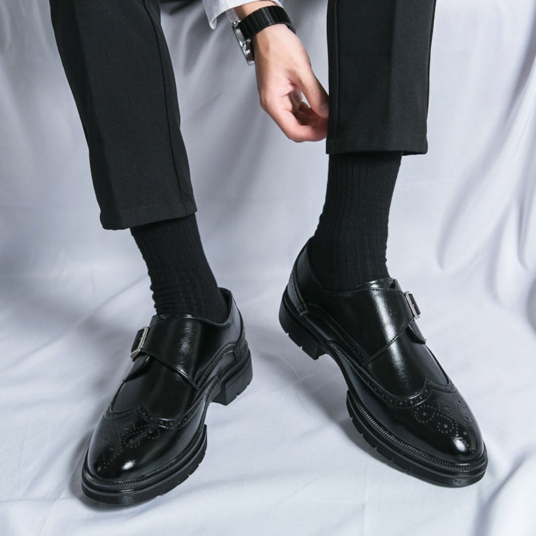 Elegantní pánské kožené boty s brogue špičkou – formální mokasíny slip-on pro obchodní příležitosti