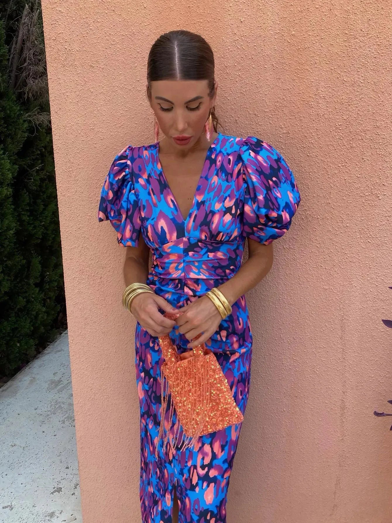 Women's Dress – Bold Design and Vibrant Colors for a Chic Summer Look