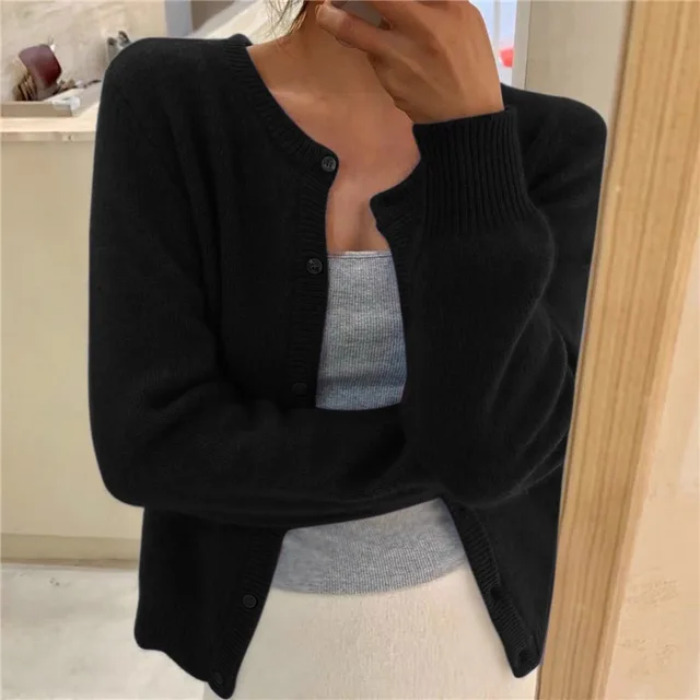 Cardigan Lavorato a Maglia con Chiusura a Bottoni